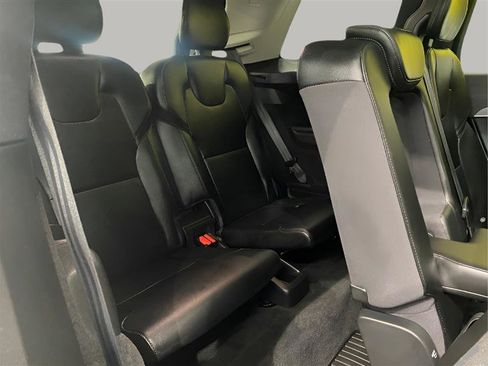 Used 2021 Volvo XC90 T5 Momentum w/ Climate Package image 28
