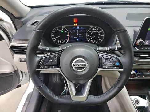 Used 2021 Nissan Altima 2.5 SL image 11