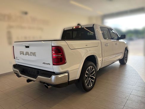 Used 2025 RAM 1500 Limited AWD/4WD image 3