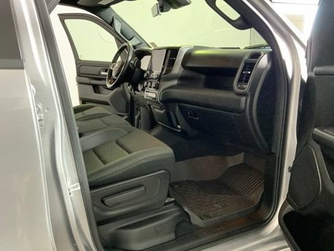 Used 2025 RAM 1500 Warlock AWD/4WD image 28