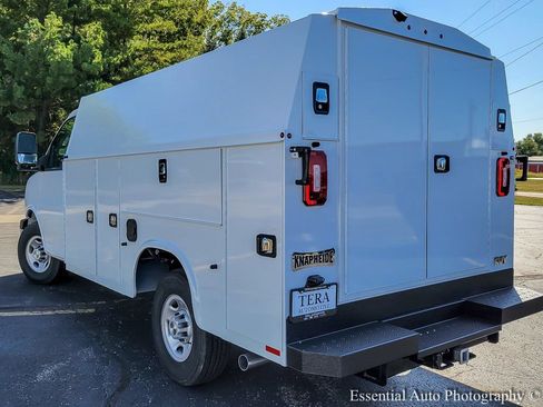 New 2025 Chevrolet Express 3500 w/ Power Convenience Package image 7