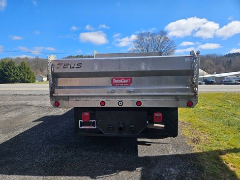 Used 2021 RAM 3500 Tradesman w/ Chrome Appearance Group AWD/4WD image 8
