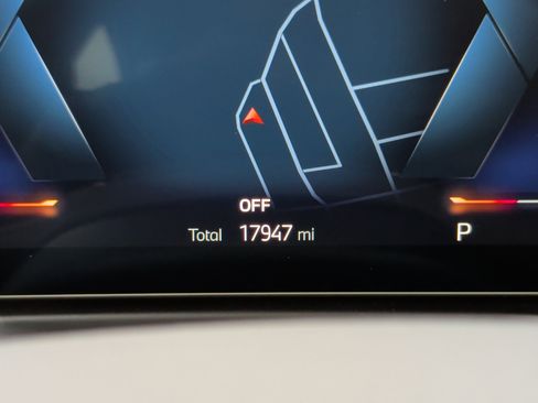 Certified 2023 BMW i4 eDrive35 w/ Premium Package image 16