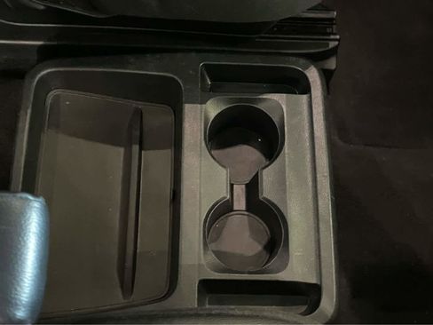 Used 2020 Ford Explorer XLT w/ Equipment Group 202A image 40