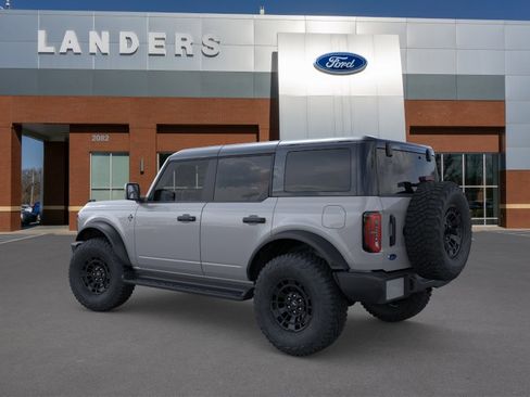 New 2026 Ford Bronco Outer Banks AWD/4WD image 4