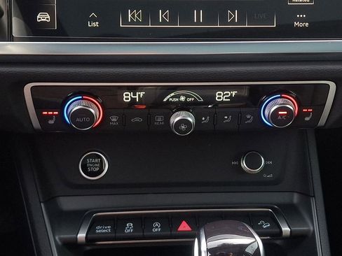 Used 2025 Audi Q3 2.0T Premium w/ Convenience Package image 16