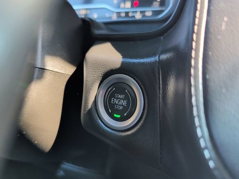 Used 2022 GMC Yukon SLE AWD/4WD image 24
