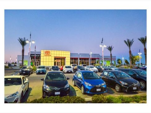 Certified 2023 Toyota Camry SE FWD image 13