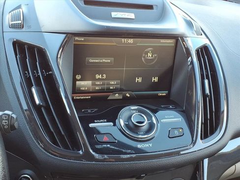 Used 2015 Ford Escape Titanium image 25