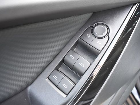 New 2026 Chevrolet Equinox LT w/ Midnight Edition image 12