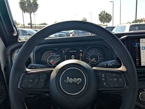 New 2026 Jeep Gladiator Sport AWD/4WD image 21