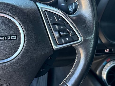 Used 2020 Chevrolet Camaro LT RWD image 29