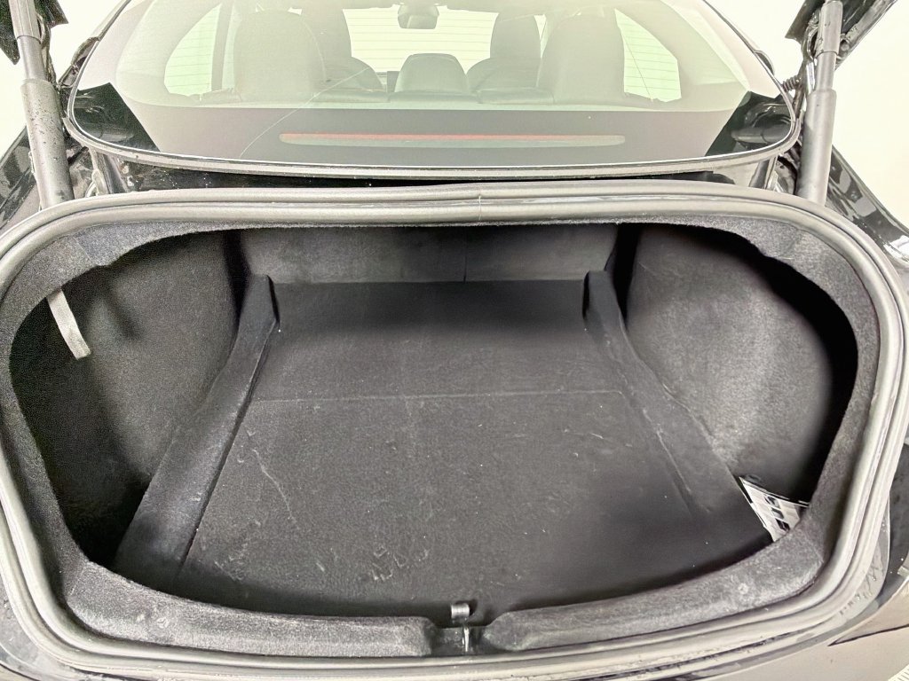 Used 2024 Tesla Model 3 Standard Range RWD image 28