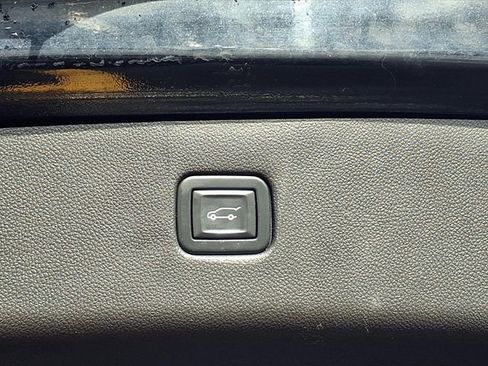 Used 2020 Chevrolet Blazer LT image 20