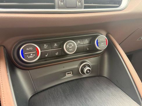 Used 2021 Alfa Romeo Stelvio Sprint w/ Cold Weather Package image 20