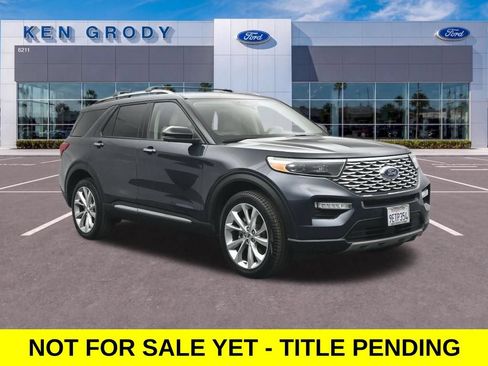 Used 2023 Ford Explorer Platinum AWD/4WD image 1