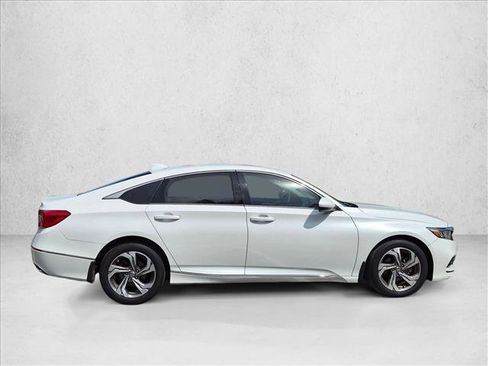 Used 2019 Honda Accord EX image 2