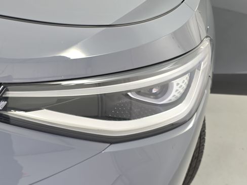 Used 2023 Volkswagen ID.4 Pro S image 32