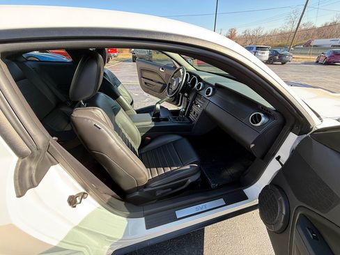 Used 2007 Ford Mustang Shelby GT500 image 30