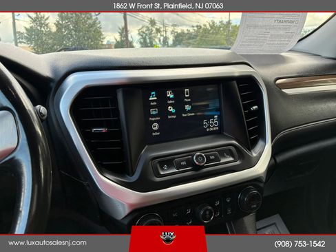 Used 2019 GMC Acadia SLE AWD/4WD image 19