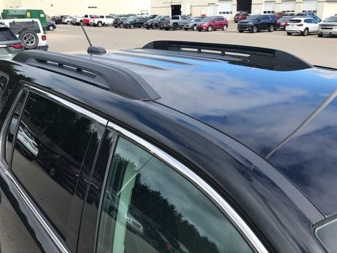 Used 2017 GMC Terrain SLE w/ Nightfall Package FWD image 3