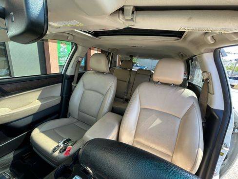 Used 2016 Subaru Outback 2.5i Limited AWD/4WD image 10