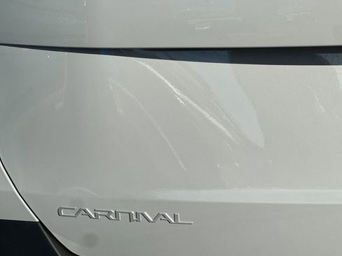 New 2026 Kia Carnival SX image 28