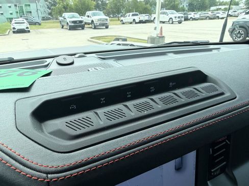 Used 2025 Ford Bronco Raptor AWD/4WD image 15