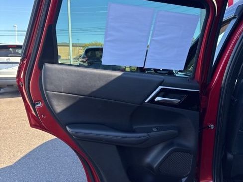 Used 2022 Mitsubishi Outlander SE image 14