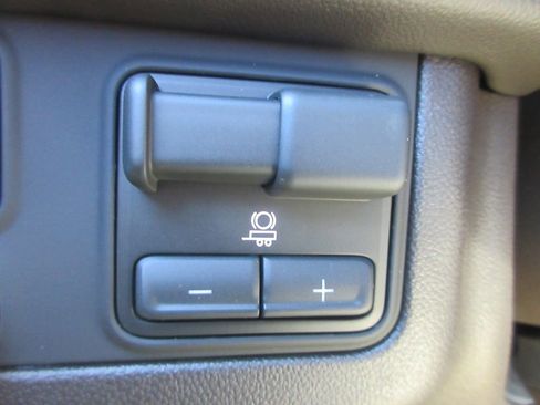 New 2026 GMC Yukon Elevation w/ Elevation Premium Package AWD/4WD image 19