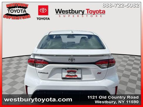 Certified 2025 Toyota Corolla SE w/ SE Premium Package FWD image 7