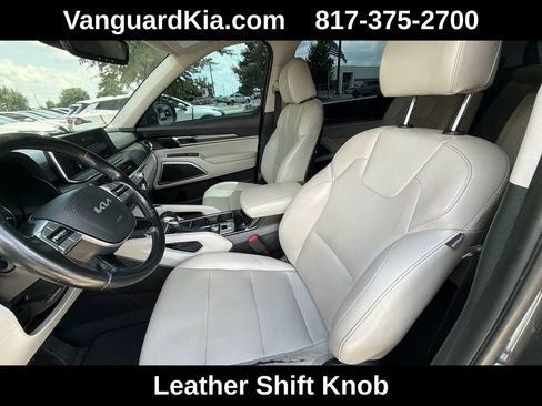Used 2022 Kia Telluride S FWD image 15