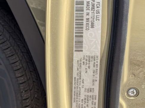 New 2026 Jeep Cherokee Laredo image 28