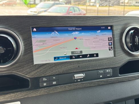 Used 2022 Mercedes-Benz Sprinter 2500 image 29