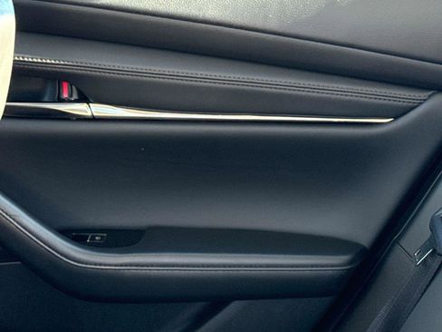 Certified 2025 MAZDA MAZDA3 s image 12