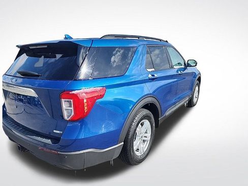 Used 2020 Ford Explorer XLT w/ Comfort Package image 9