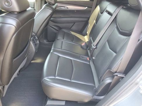 Used 2022 Cadillac XT5 Luxury image 12