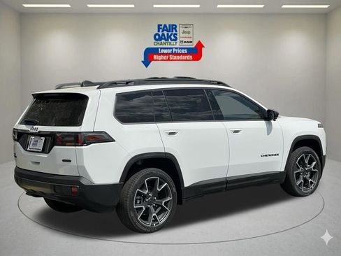 New 2026 Jeep Cherokee Overland image 5