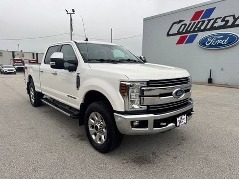 Used 2019 Ford F250 Lariat w/ Lariat Ultimate Package AWD/4WD image 7