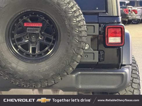 Used 2024 Jeep Wrangler Unlimited Sport AWD/4WD image 7