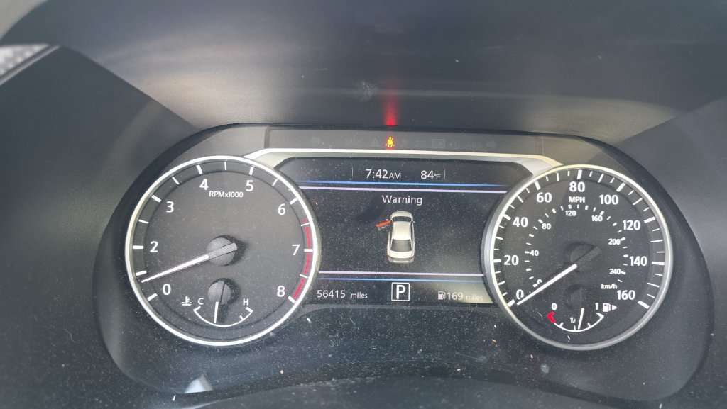 Used 2023 Nissan Sentra SR w/ Trunk Package FWD image 20