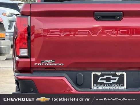 Certified 2025 Chevrolet Colorado LT w/ LT Convenience Package image 6