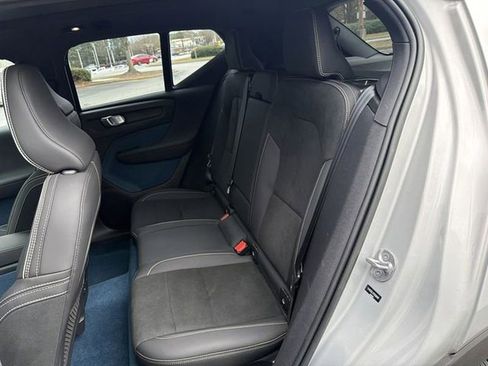 Used 2023 Volvo XC40 Recharge Plus AWD/4WD image 6