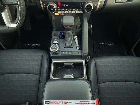 New 2026 Toyota Tacoma TRD Off-Road AWD/4WD image 9