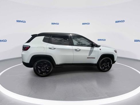 Used 2024 Jeep Compass Trailhawk AWD/4WD image 9