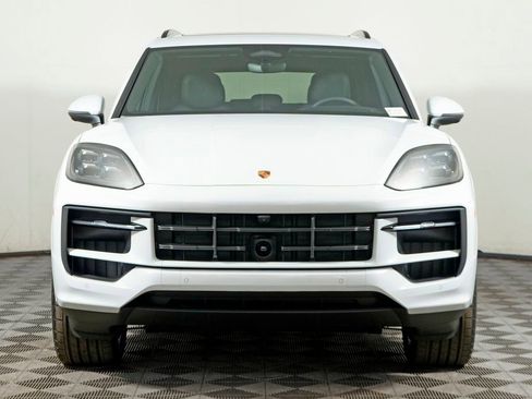 Used 2026 Porsche Cayenne S AWD/4WD image 10