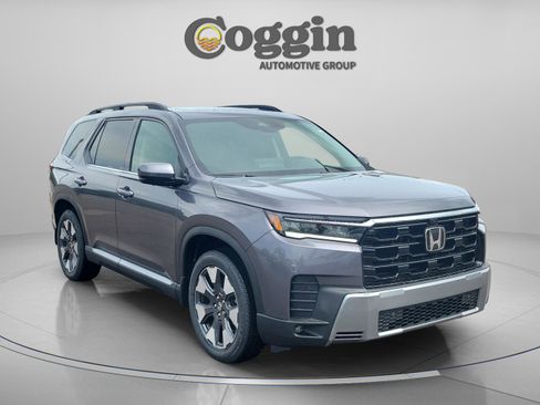 New 2026 Honda Pilot Touring image 7