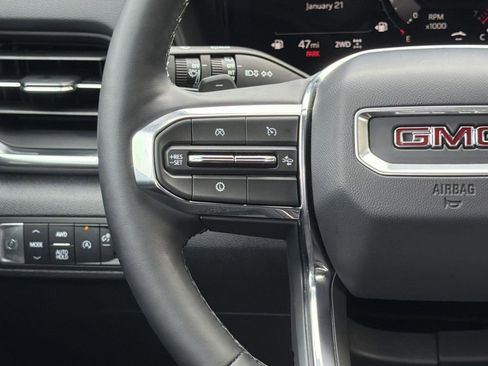 Used 2025 GMC Terrain Elevation image 9