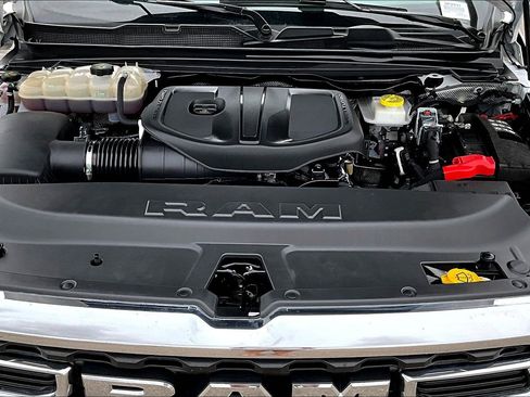 Used 2025 RAM 1500 Big Horn AWD/4WD image 31