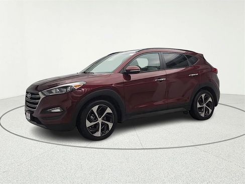 Used 2016 Hyundai Tucson Limited w/ Option Group 03 image 4